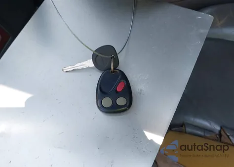 2005 Cadillac Escalade Standard z USA, uszkodzony, nr VIN 1GYEC63N05R240590